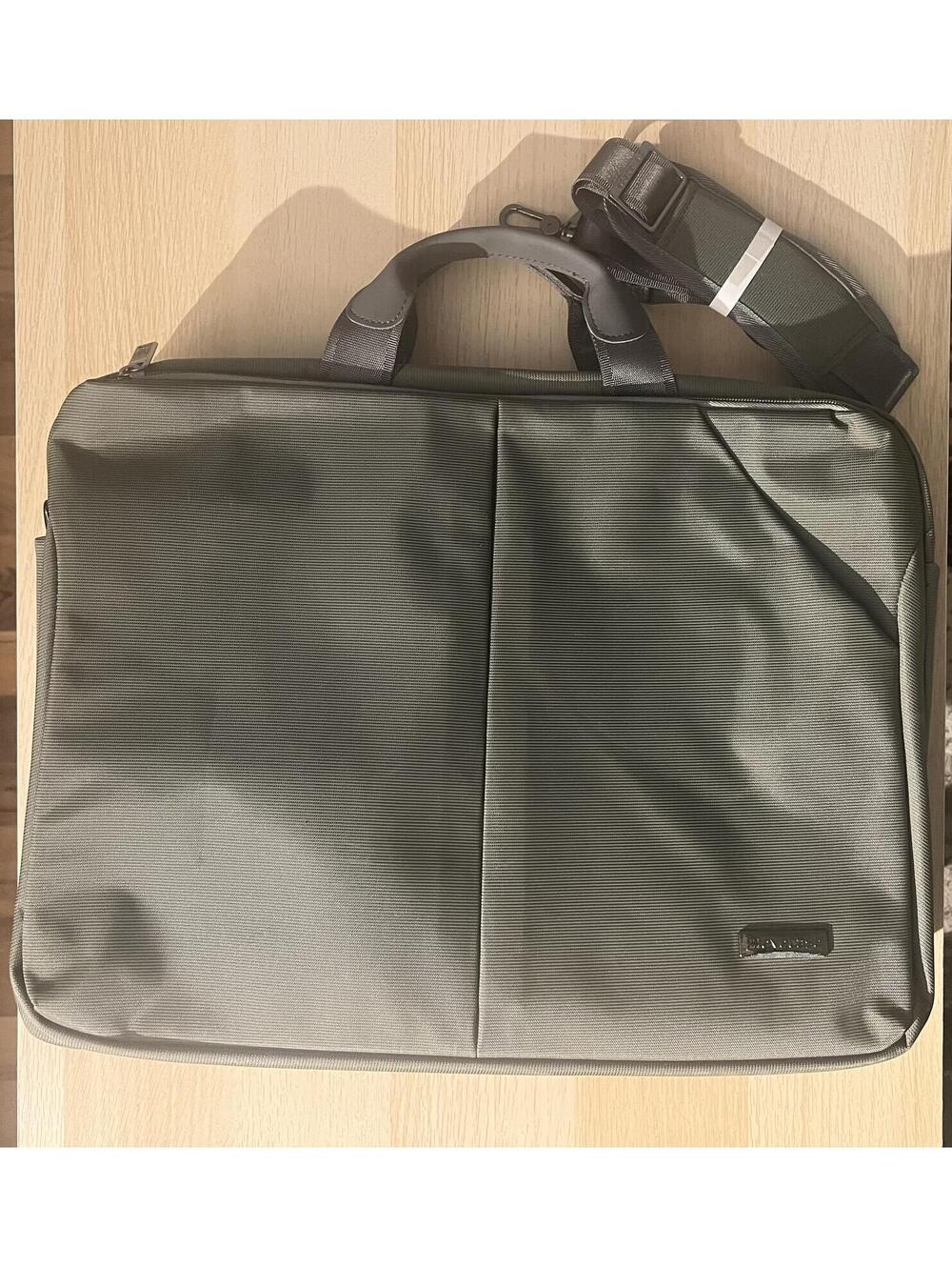 Everest Black Laptop Bag with Adjustable Shoulder Strap